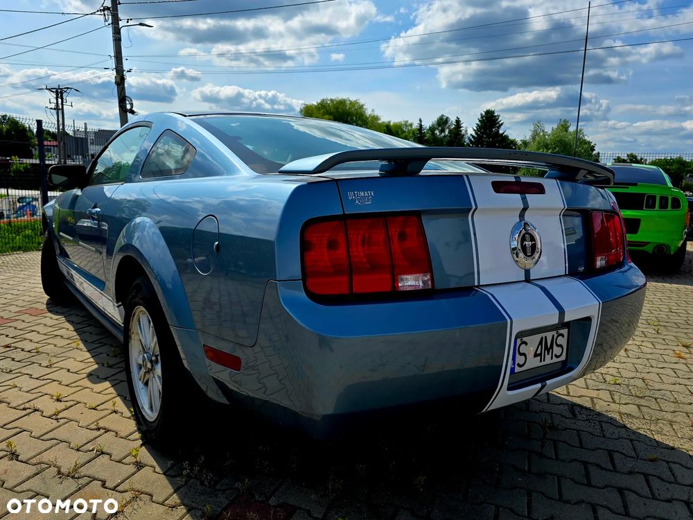 Ford Mustang - 6