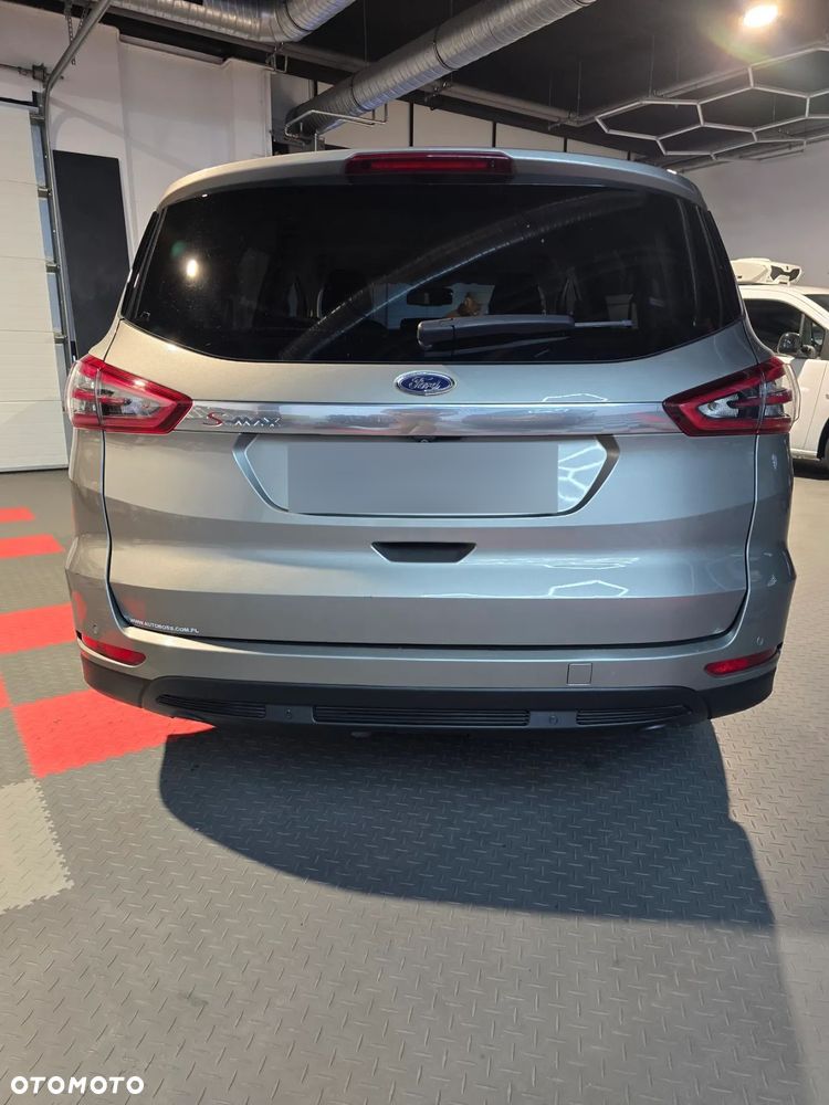 Ford S-Max 2.0 TDCi Titanium PowerShift - 30