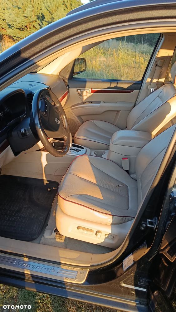 Hyundai Santa Fe 2.2 CRDi Executive 7os - 4