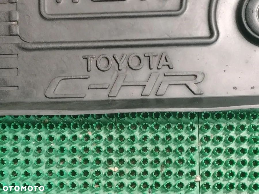 TOYOTA C-HR 19-23r Dywaniki Gumowe - 6