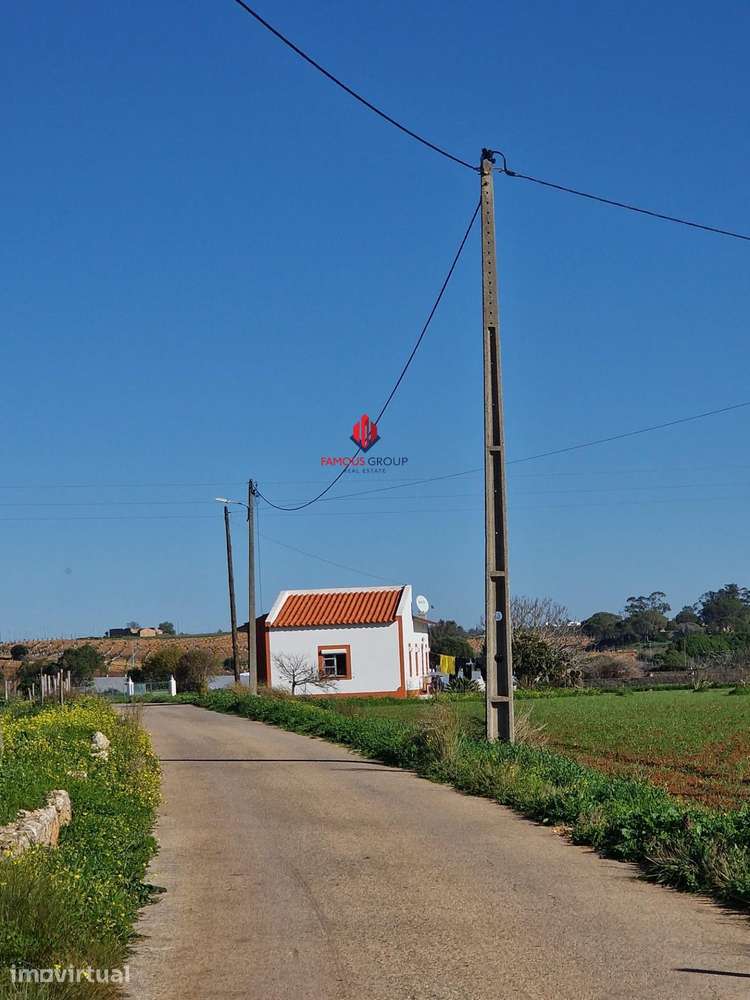 Casa de campo em Odiaxere inserido em um terreno de 6200 m2 - Grande imagem: 3/18