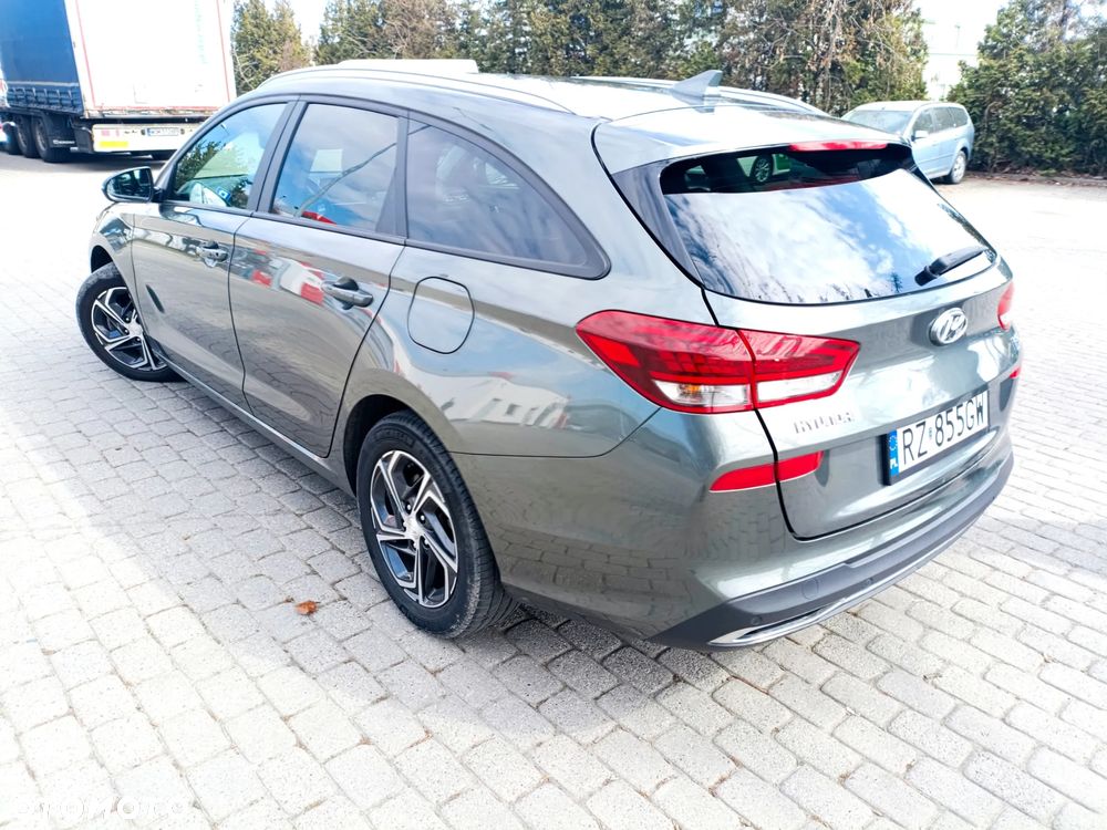 Hyundai i30 1.6 CRDI 48V-Hybrid DCT Prime - 12