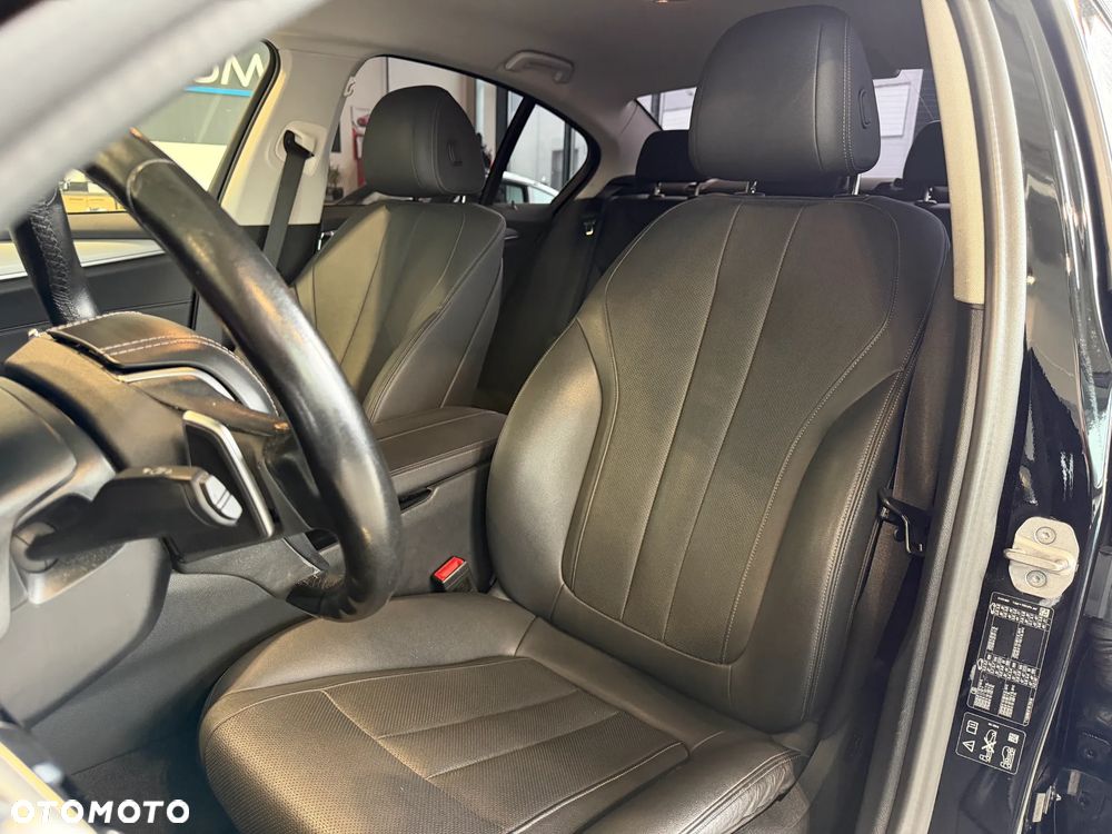 BMW Seria 5 520d xDrive Business Edition - 16