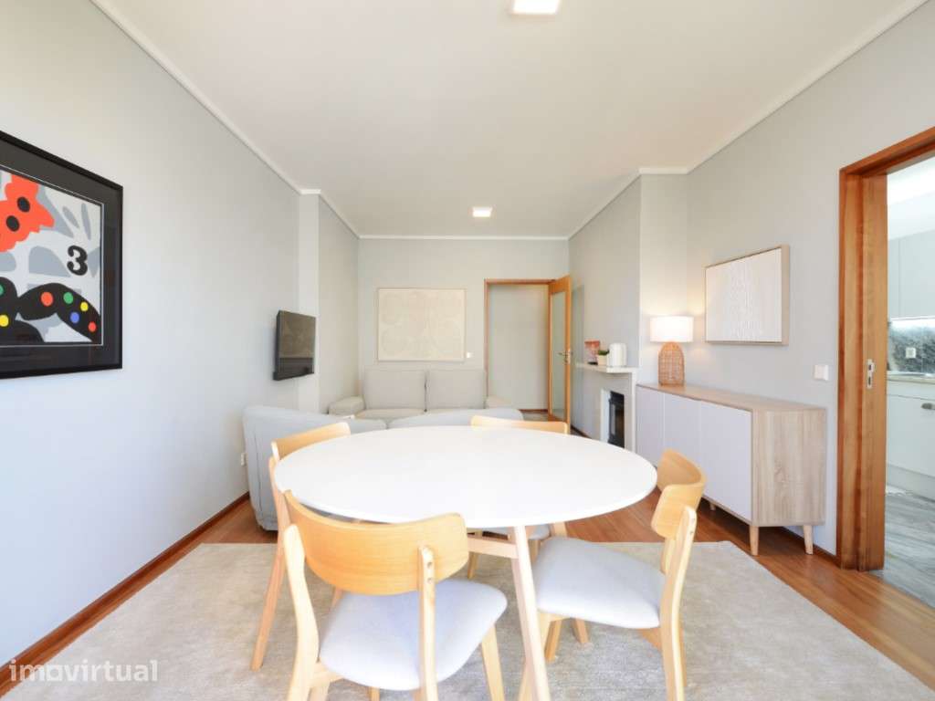 Apartamento T2 mobilado para arrendar no Aviz, Porto - Grande imagem: 4/21