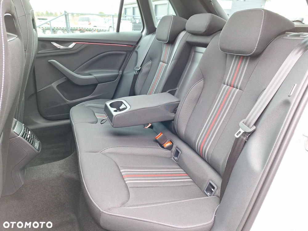 Skoda Kamiq 1.5 TSI Monte Carlo DSG - 28