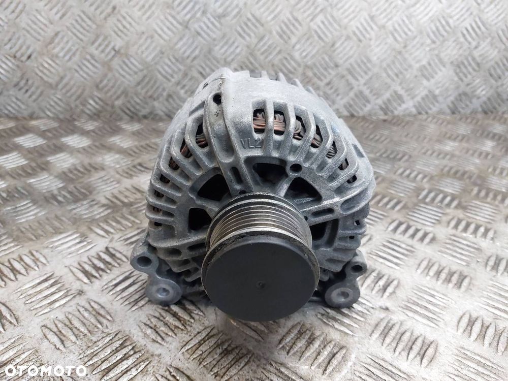 ALTERNATOR VOLKSWAGEN PASSAT B6 2.0 FSI 06F903023C ID: 237346 - 1