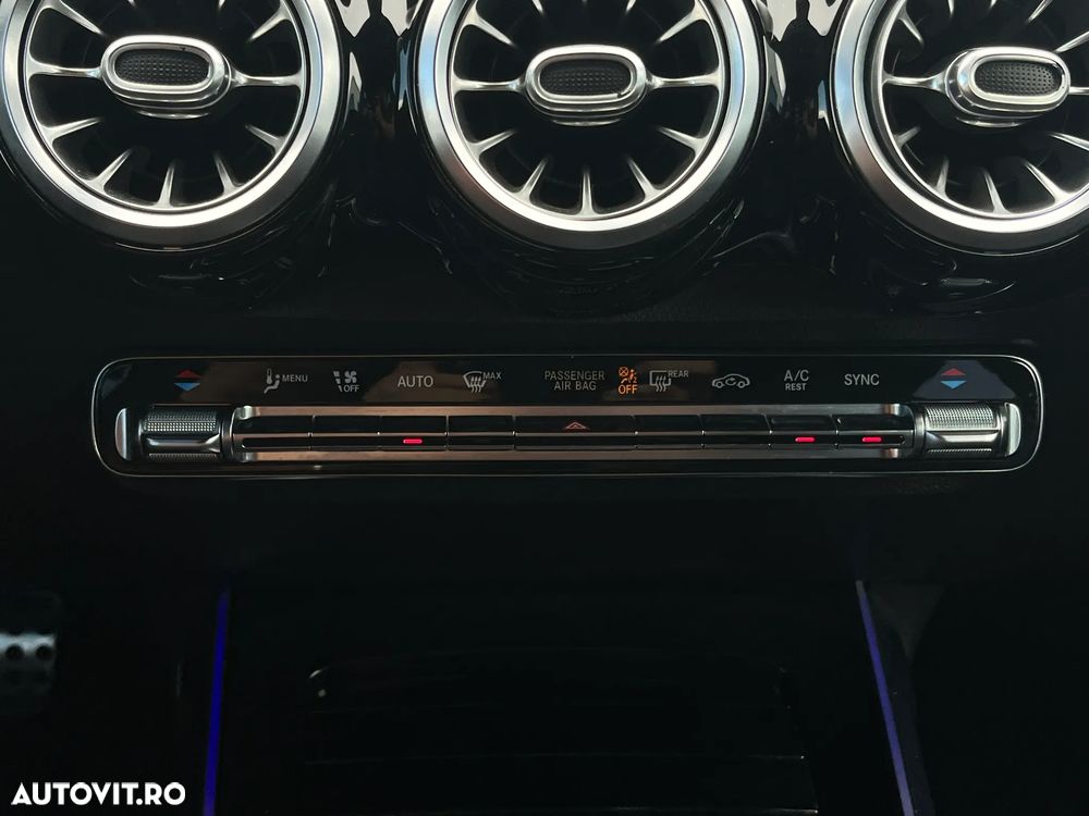 Mercedes-Benz GLB 200 d 4MATIC Aut. - 24