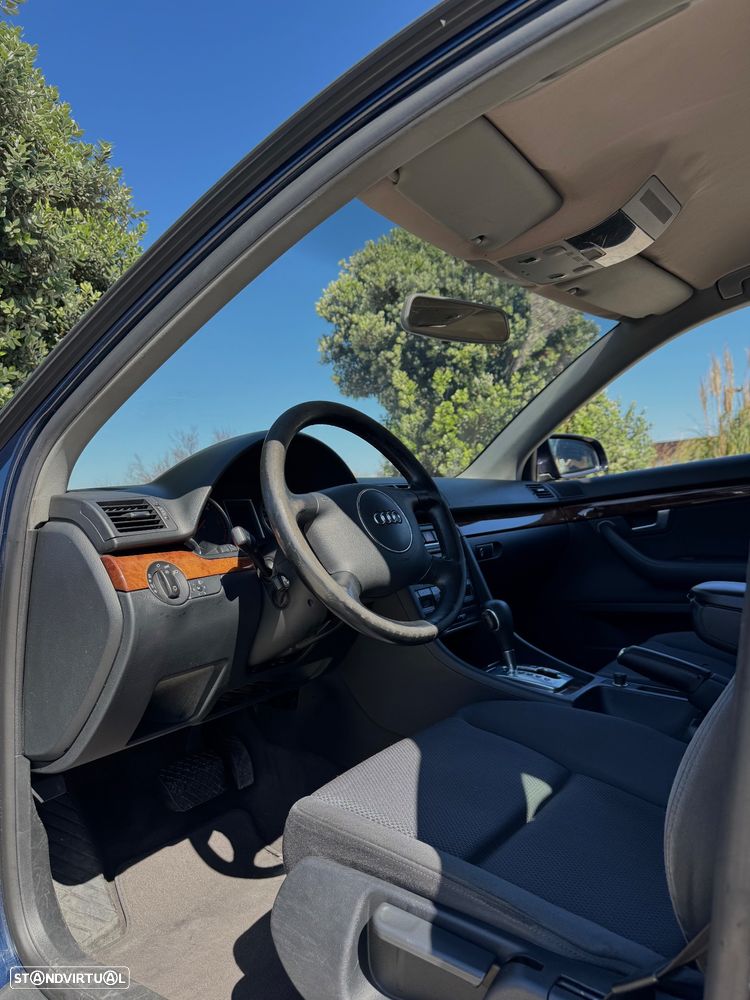 Audi A4 1.9 TDI multitronic - 5