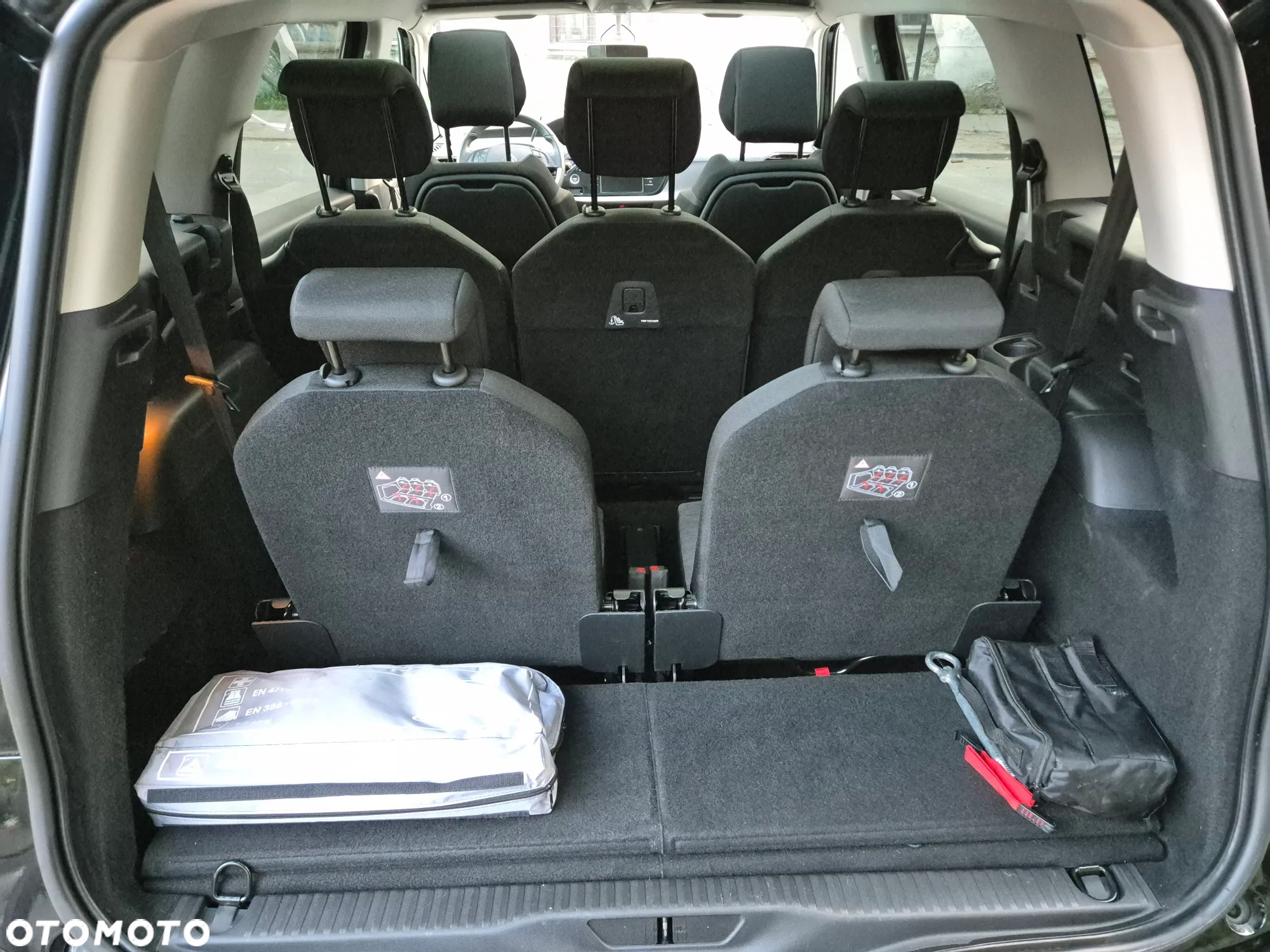 Citroën C4 SpaceTourer Grand BlueHDi 130 Stop&Start EAT8 SHINE - 9