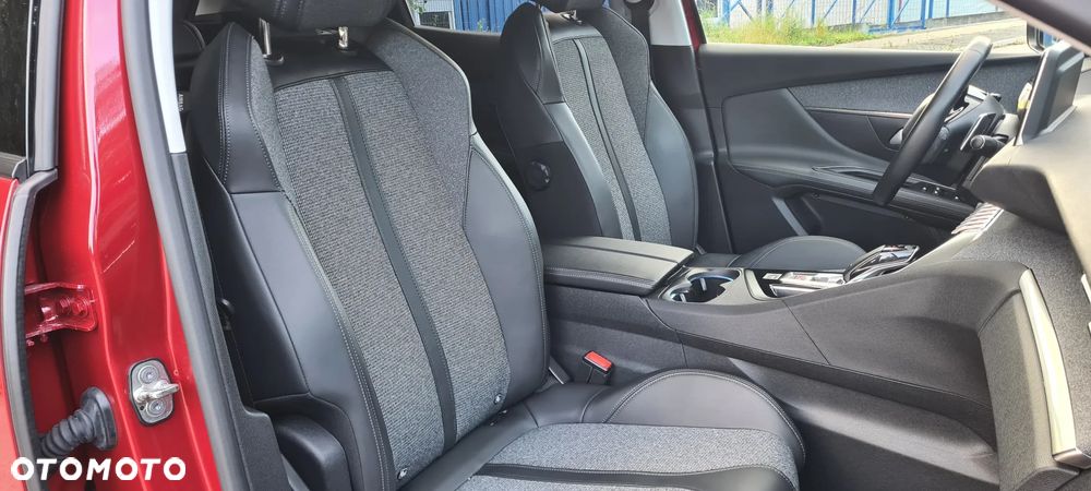 Peugeot 3008 1.5 BlueHDi Allure S&S EAT8 - 21