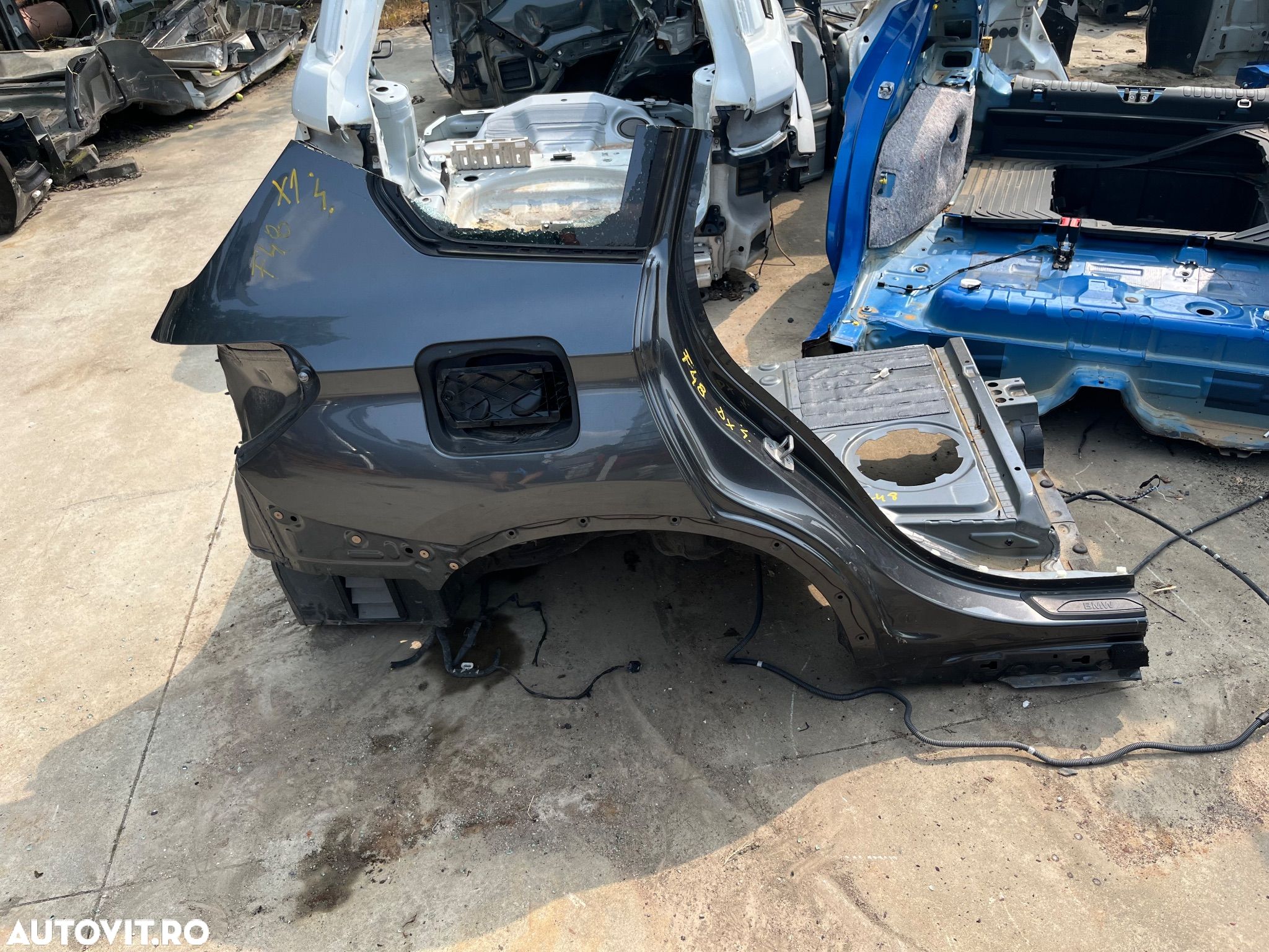 Aripa dreapta spate BMW x1 f48 - 1