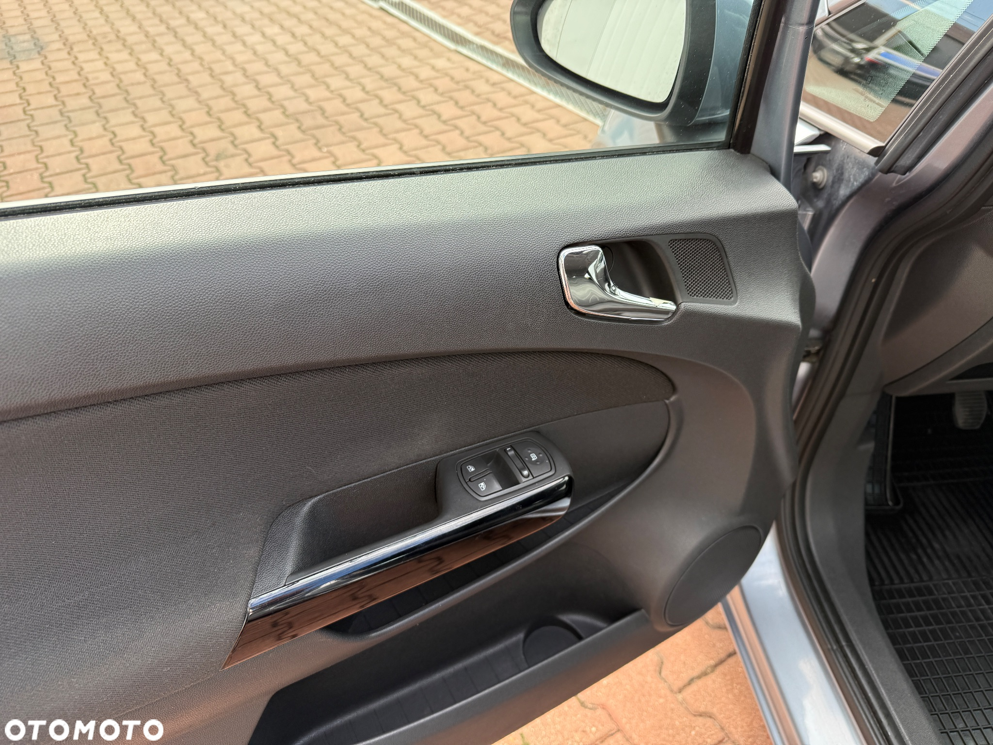 Opel Corsa 1.2 16V - 14