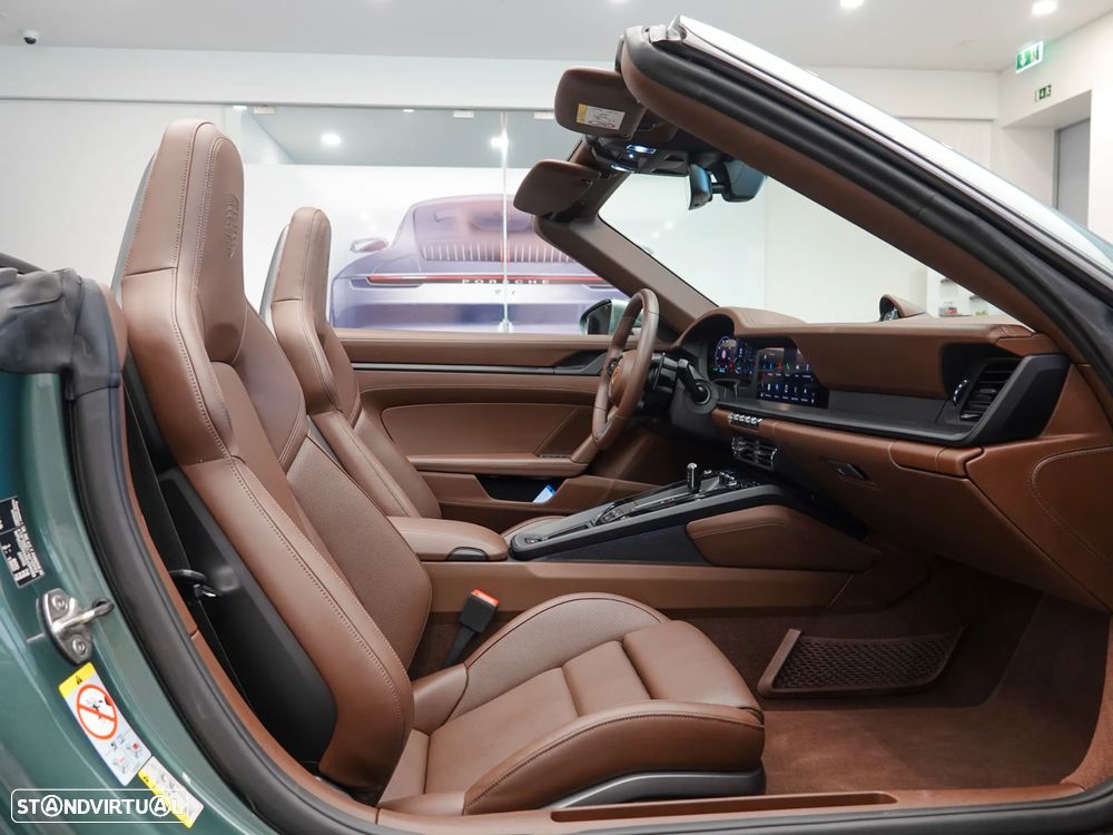 Porsche 911 (992) Carrera GTS - 16