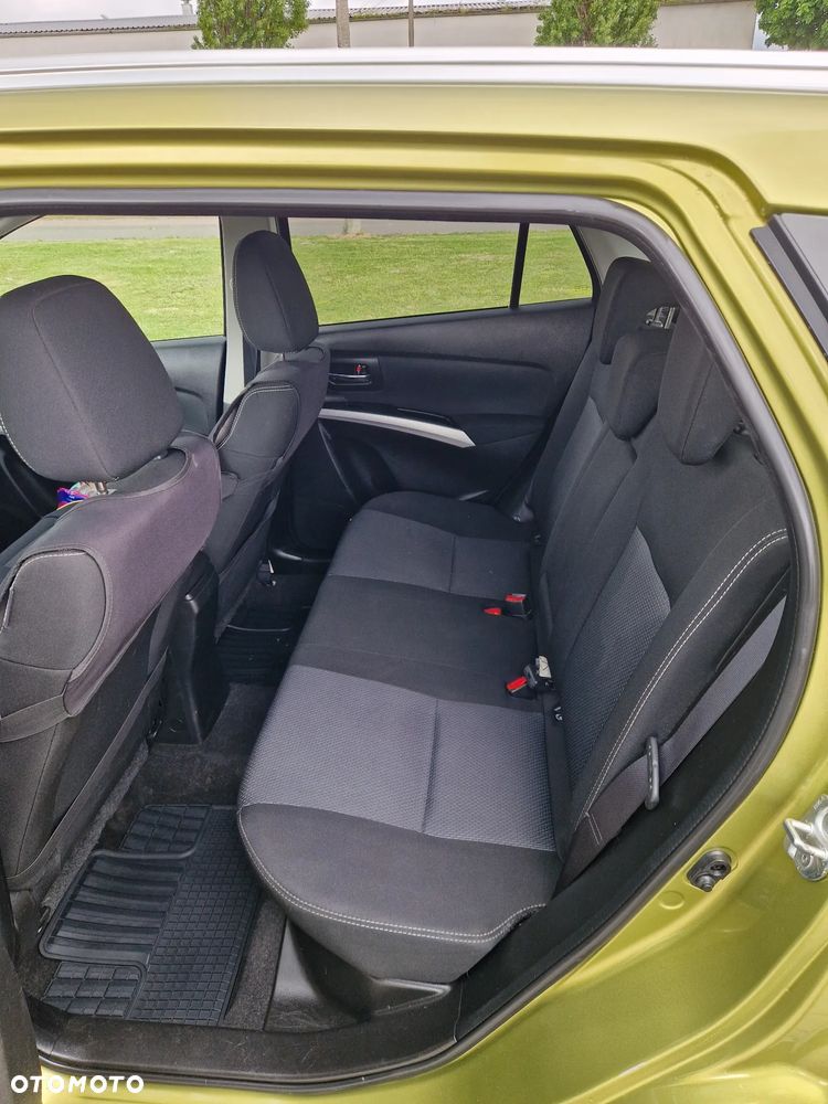 Suzuki SX4 - 8