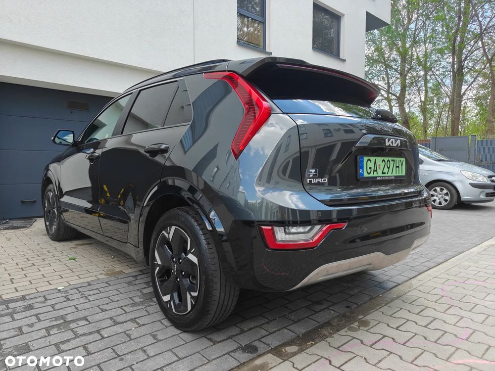 Kia Niro 64kWh L - 25