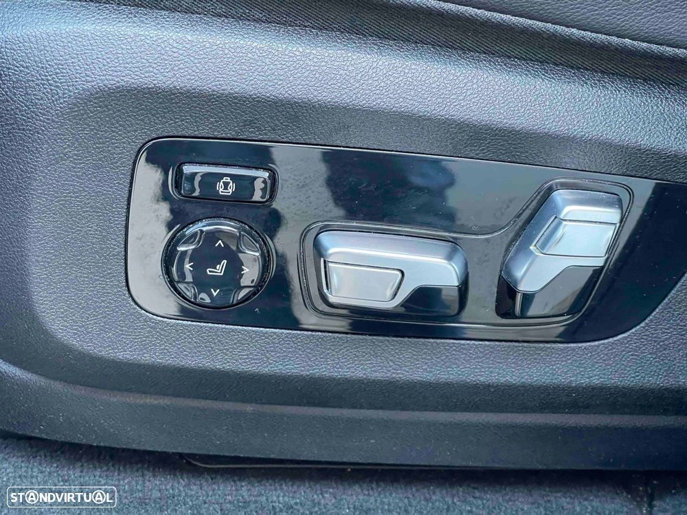 BMW X7 40 d xDrive Pack M - 32