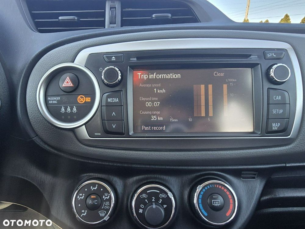 Toyota Yaris - 26