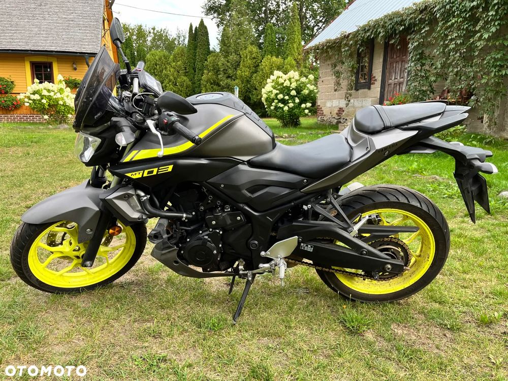 Yamaha MT - 2