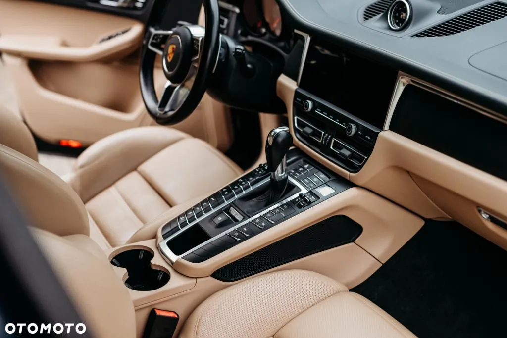 Porsche Macan Standard - 6