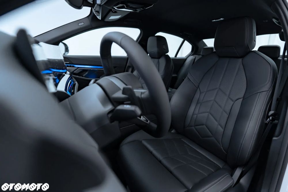 BMW Seria 5 520i mHEV M Sport - 20
