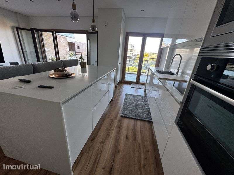 T2 nos Terraços da Ponte para venda - Grande imagem: 4/12