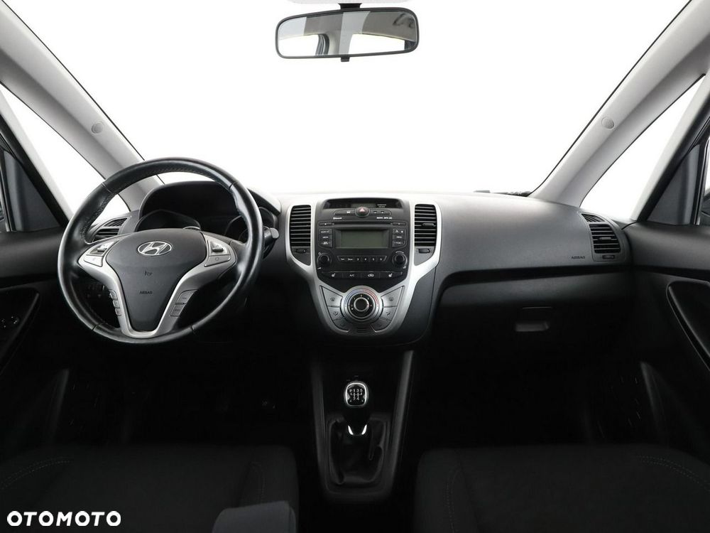 Hyundai ix20 1.4 blue Space - 16