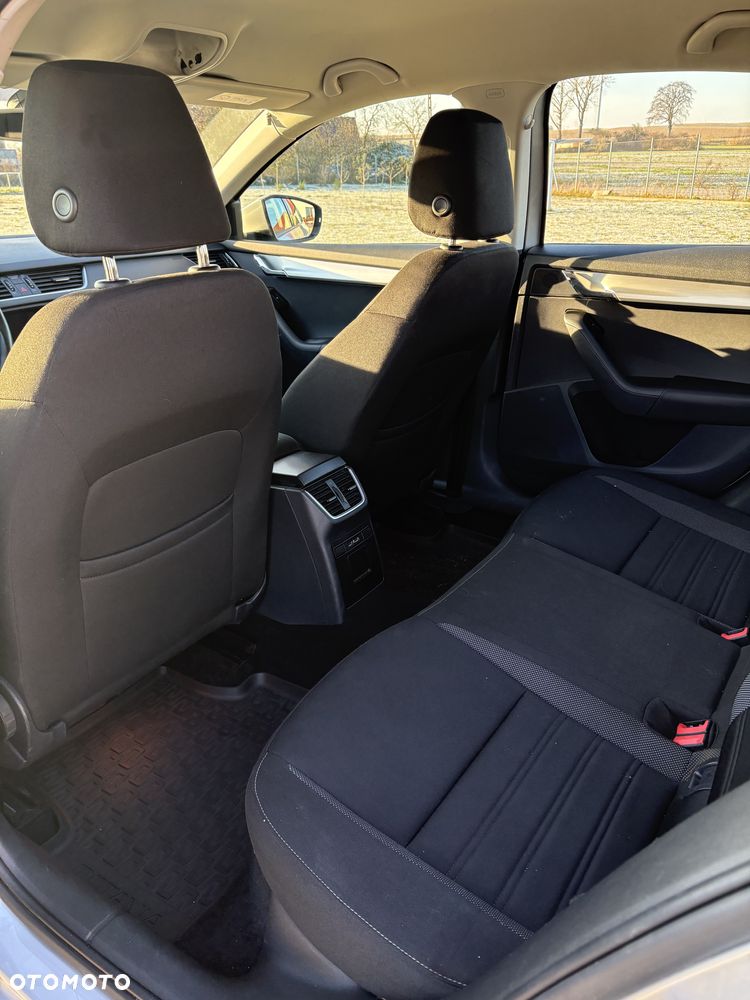Skoda Octavia 1.6 TDI Ambition - 9