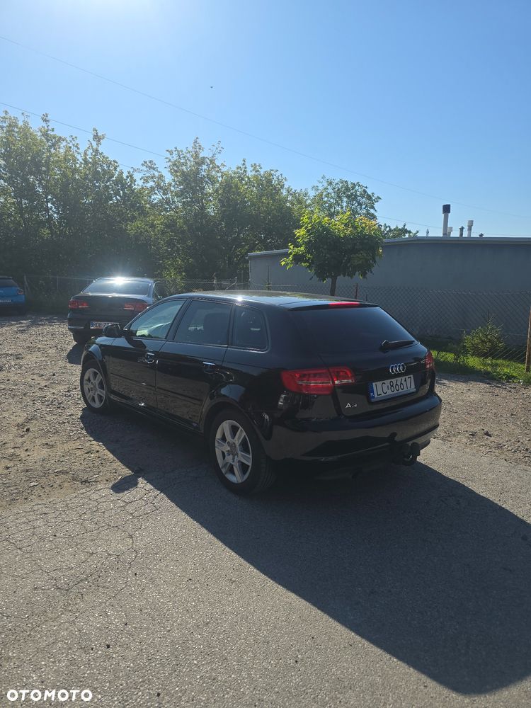 Audi A3 Sportback - 3