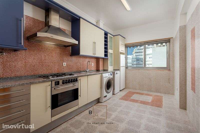 Apartamento t3 renovado centro de almada - Grande imagem: 5/12