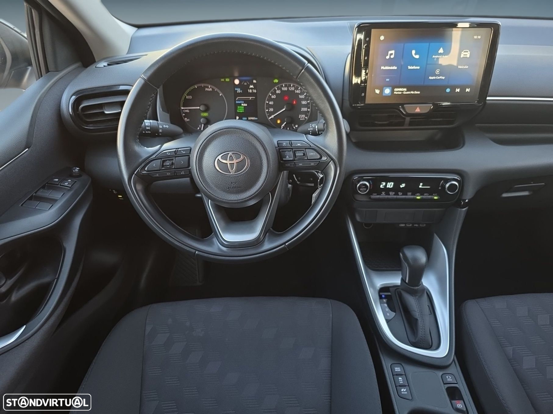 Toyota Yaris - 11