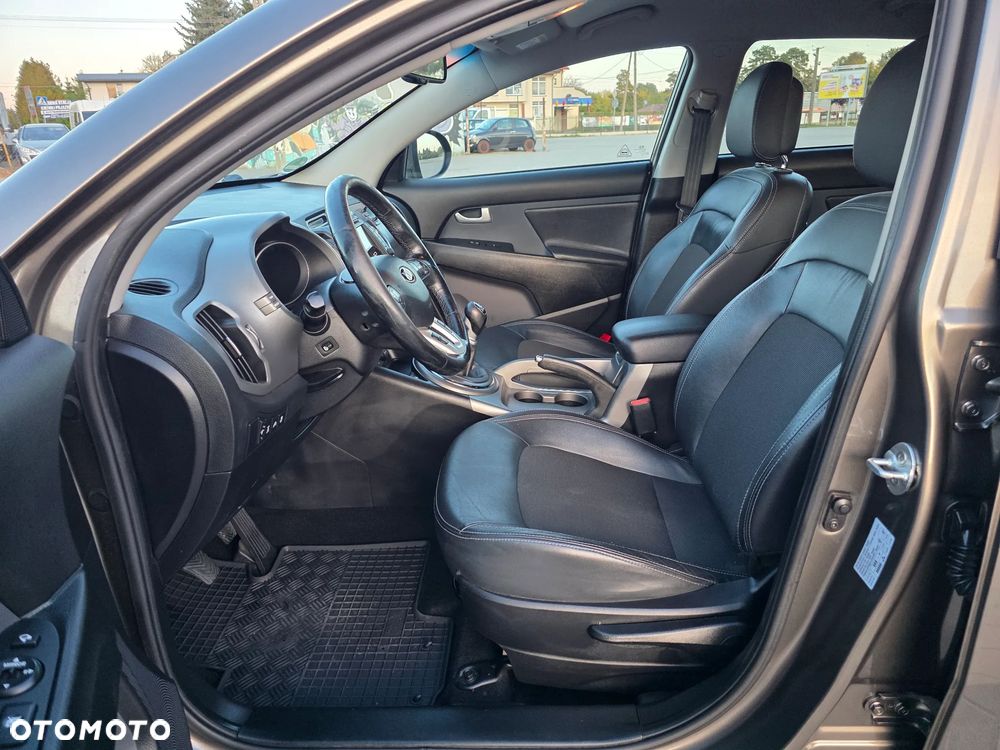 Kia Sportage - 16