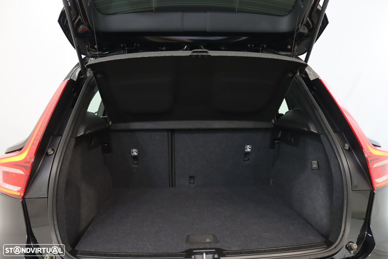 Volvo XC 40 1.5 T4 PHEV Essential - 7