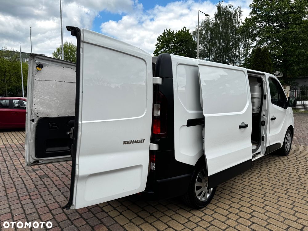 Renault Trafic - 30
