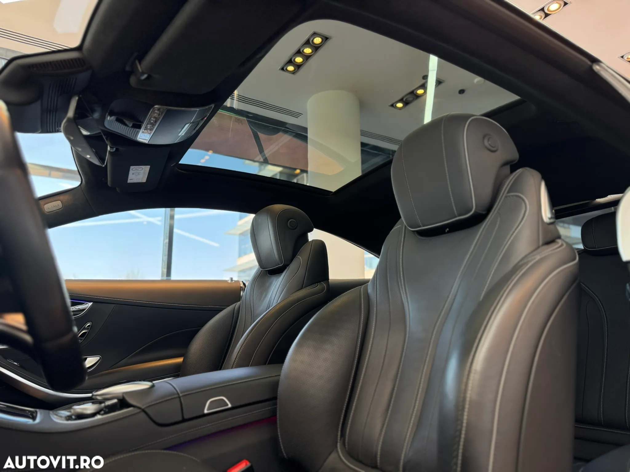 Mercedes-Benz S 560 Coupe Aut - 28