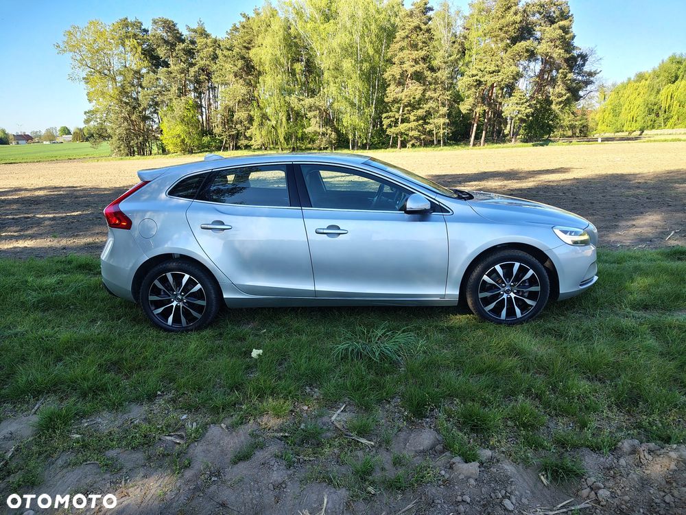 Volvo V40 T3 Geartronic Inscription - 8
