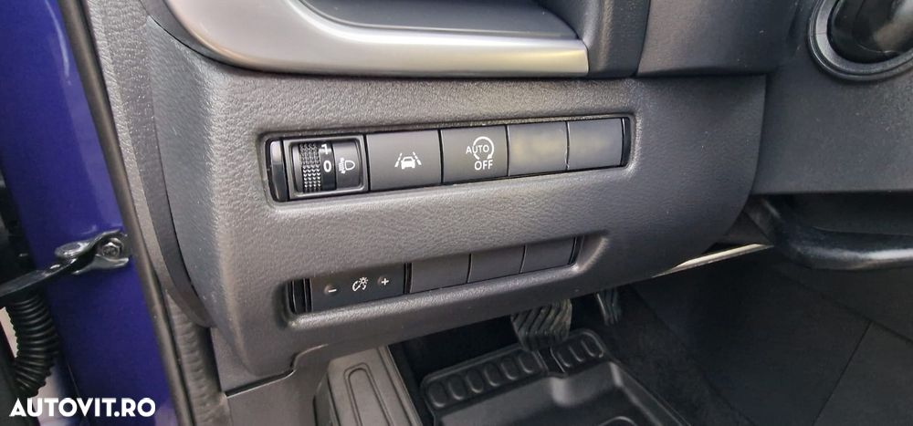 Nissan Qashqai 1.3 l MHEV X-Tronic N-Connecta - 10