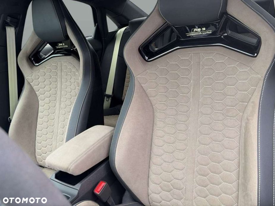 Audi RS3 Limousine TFSI Quattro S tronic - 7