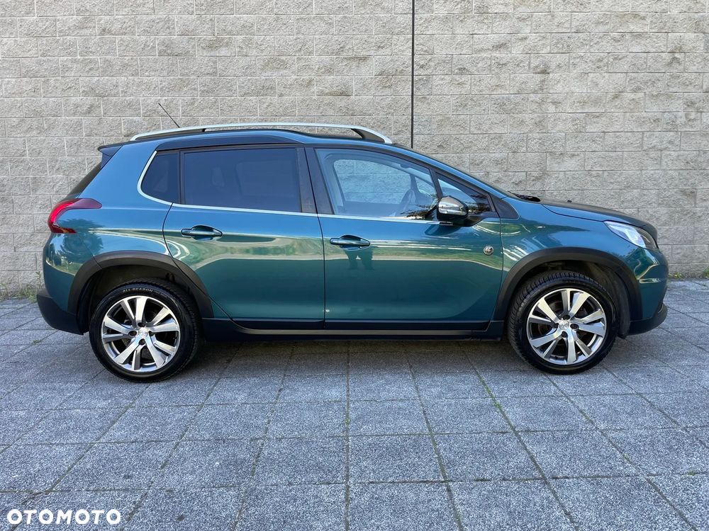 Peugeot 2008 PureTech 130 Allure - 6