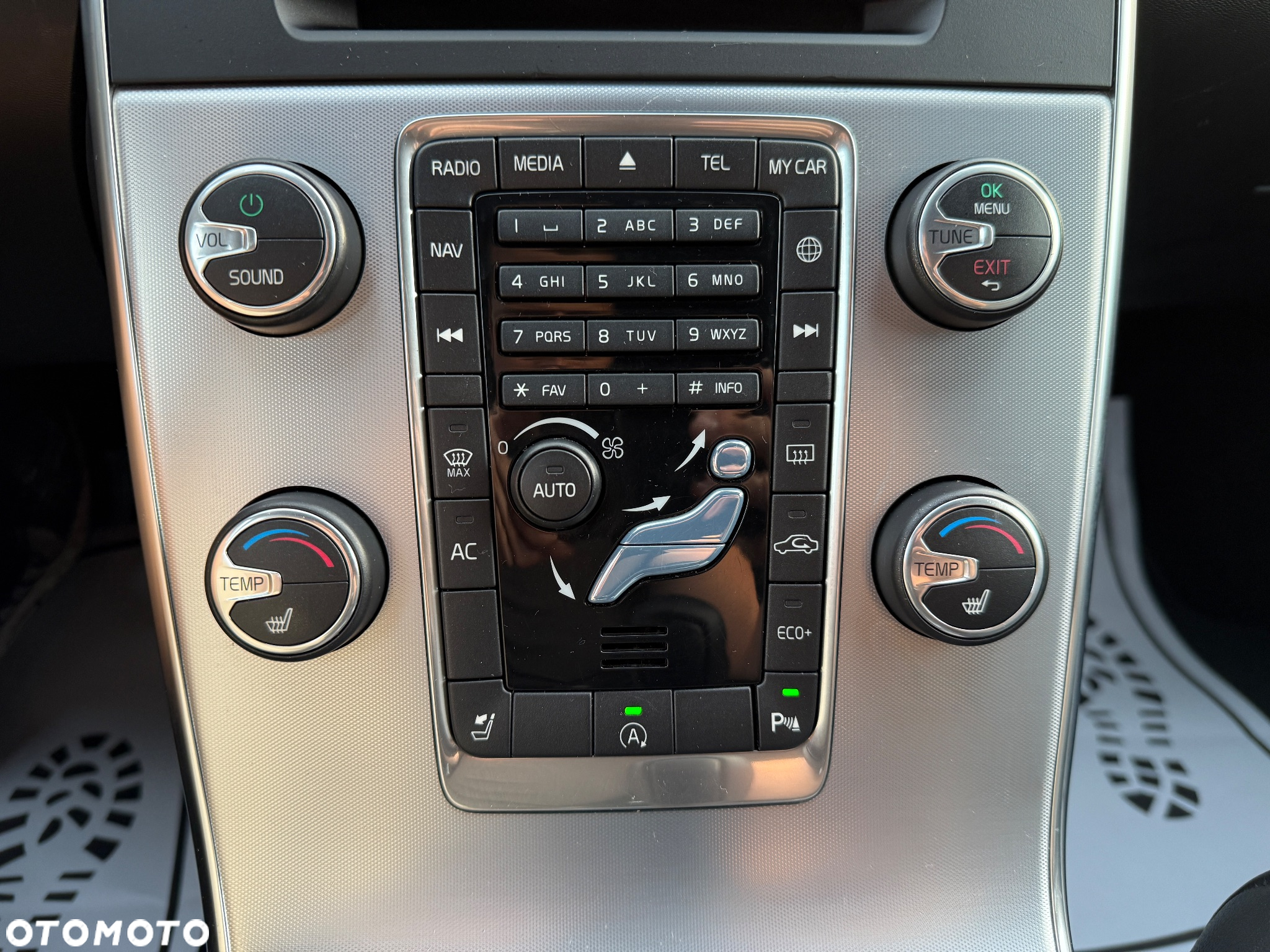 Volvo V60 D3 Geartronic Kinetic - 32