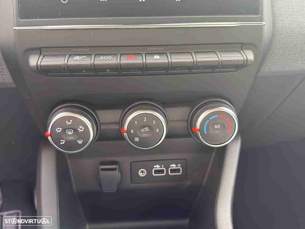 Renault Clio 1.0 TCe Evolution - 12