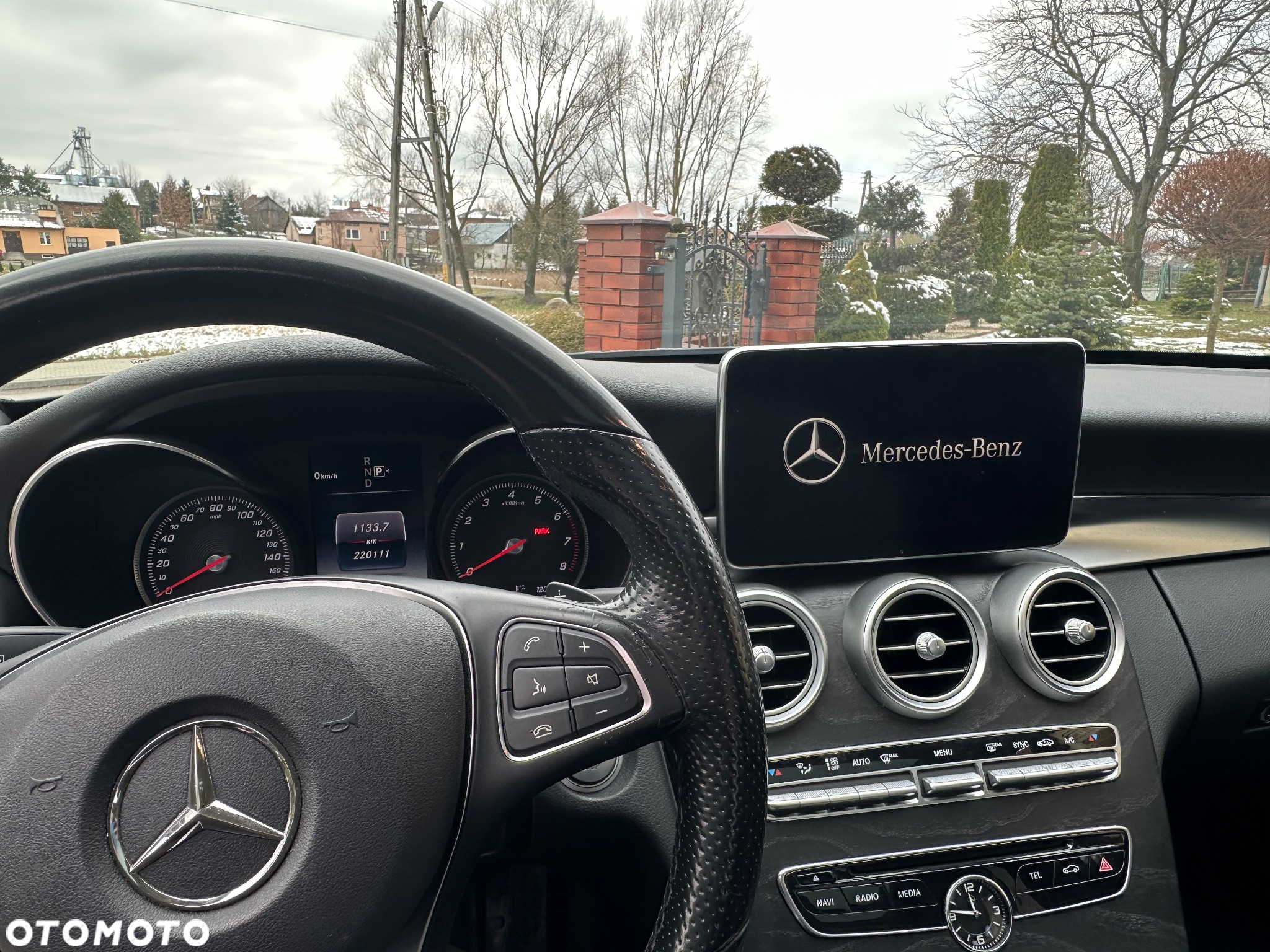 Mercedes-Benz Klasa C 300 7G-TRONIC - 17