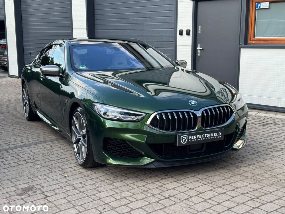BMW Seria 8 - 22