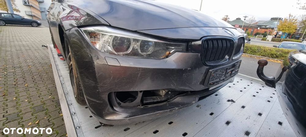 BMW Seria 3 318d Touring Blue Performance Sport Line - 3