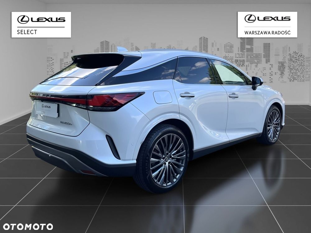 Lexus RX 450h+ Omotenashi - 2