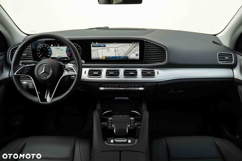 Mercedes-Benz GLE - 21