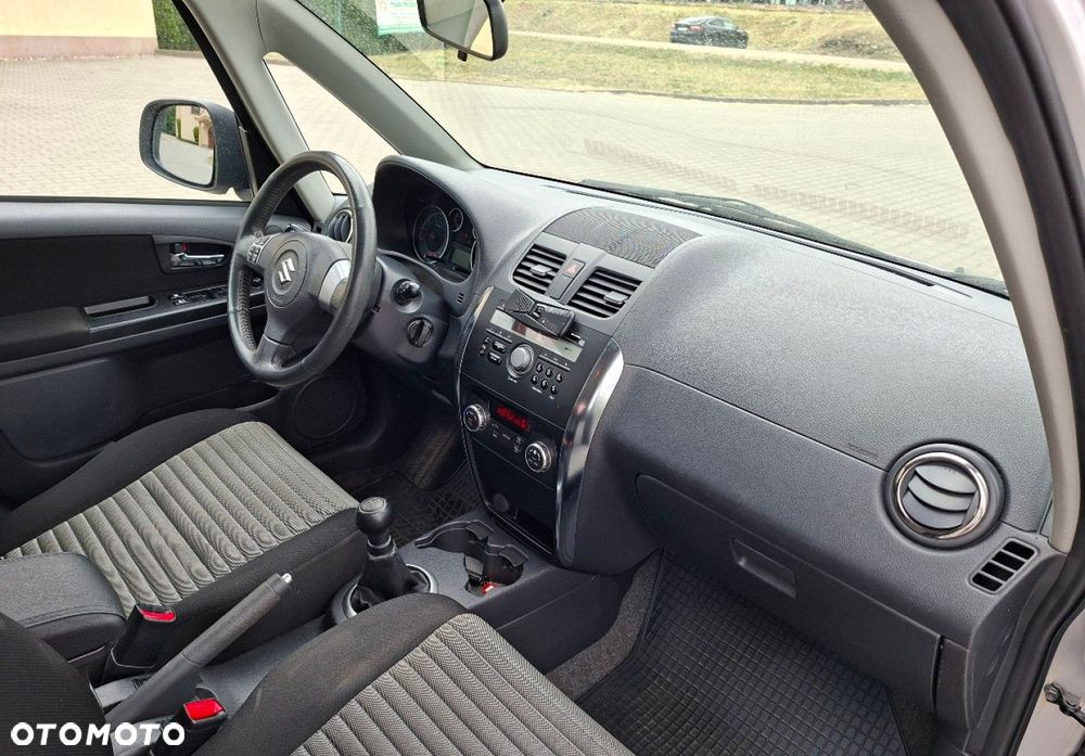 Suzuki SX4 - 15
