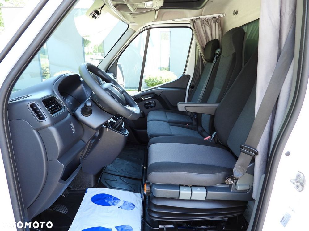 Renault MASTER PLANDEKA WINDA 9 PALET WEBASTO TEMPOMAT LEDY PNEUMATYKA KLIMATYZACJA  165KM - 29