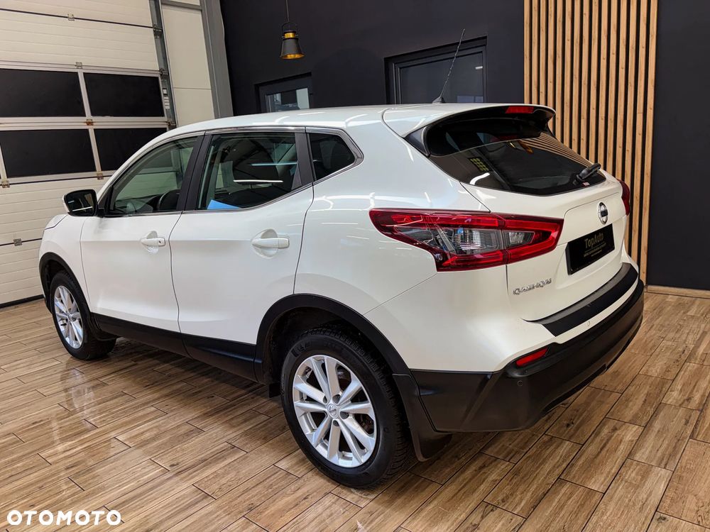 Nissan Qashqai 1.6 DCi N-Connecta - 10