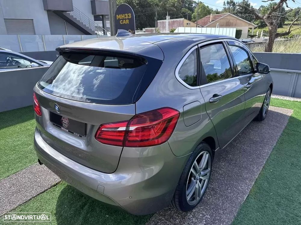 BMW 218 Active Tourer d Line Sport - 13