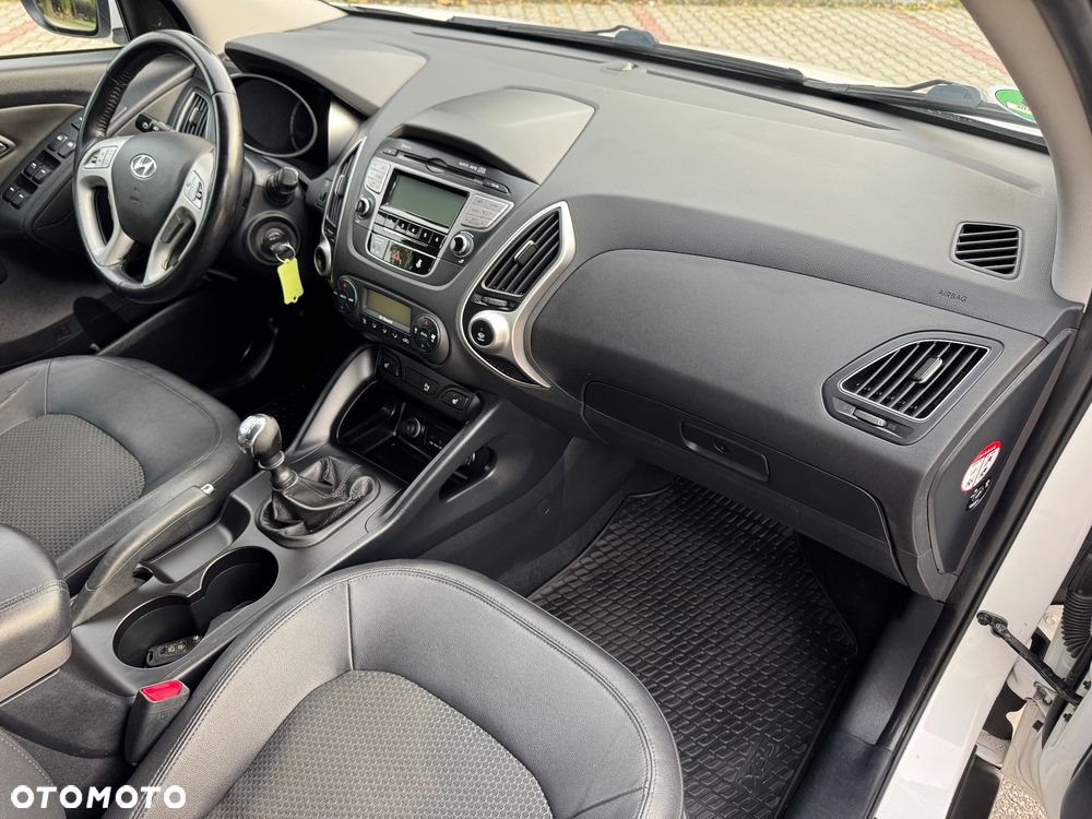 Hyundai ix35 2.0 CRDi Premium 4WD - 22